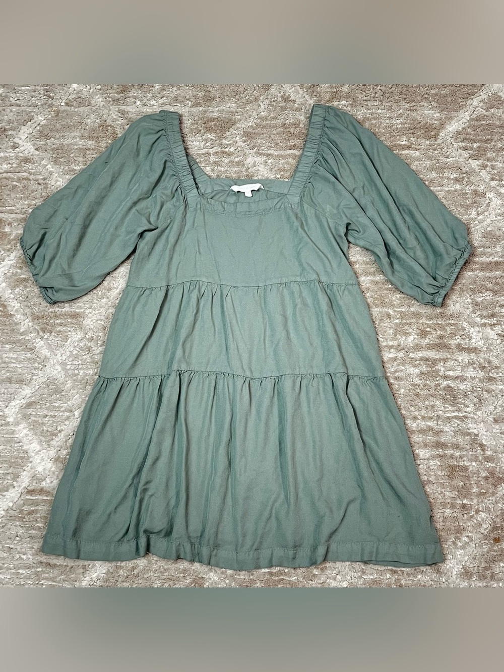 Beyond Words Women’s puff sleeve mini dress
